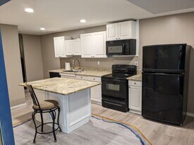 3613 Brookeside Dr, Unit 1 in Chesapeake Beach, MD - Building Photo