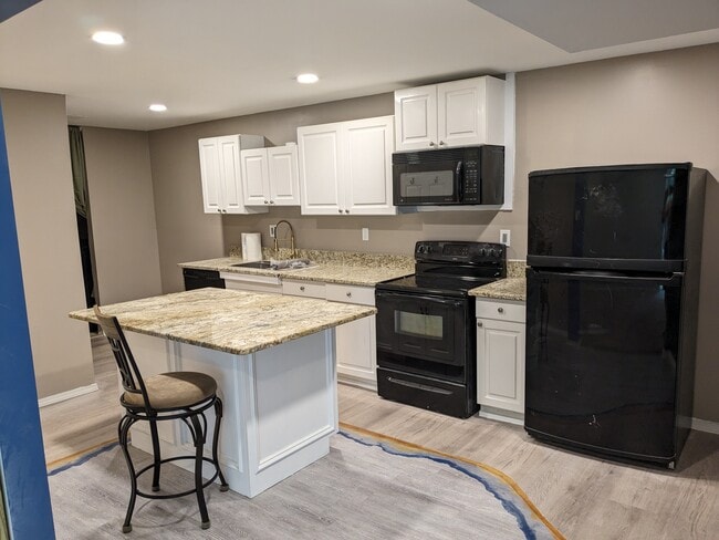 3613 Brookeside Dr, Unit 1, Unit 1