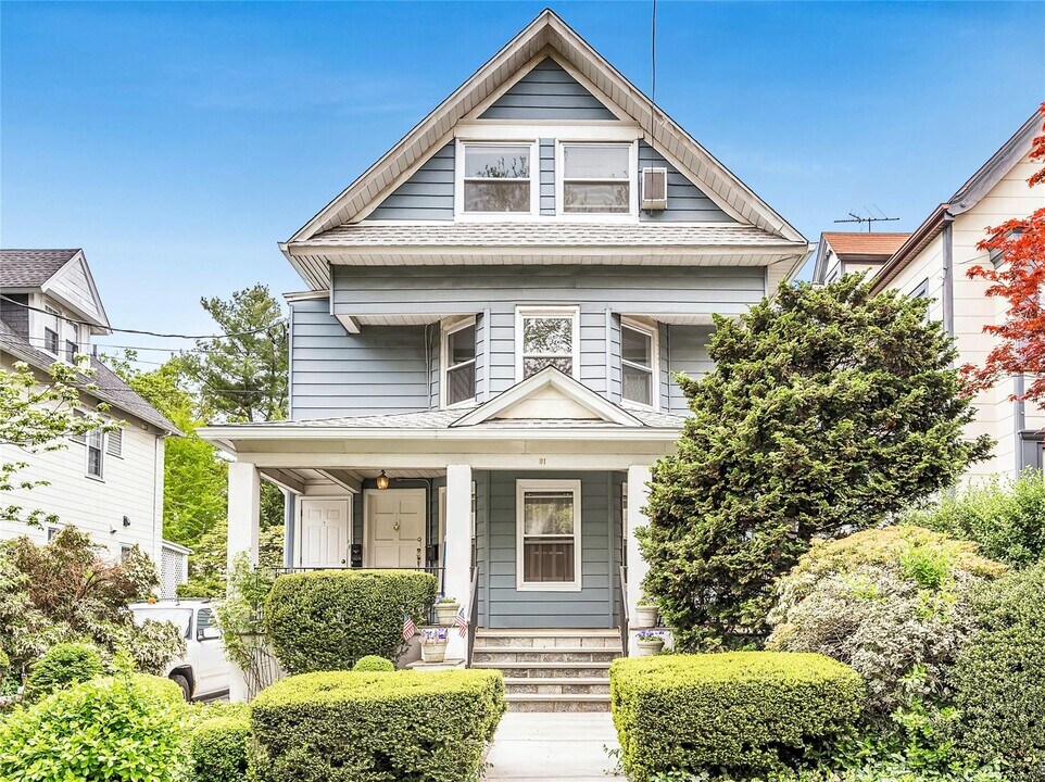 91 Parkway Rd in Bronxville, NY - Building Photo