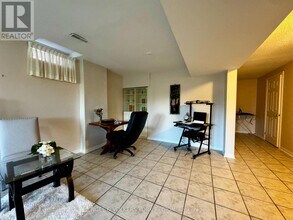71 Brougham Dr in Vaughan, ON - Building Photo - Building Photo
