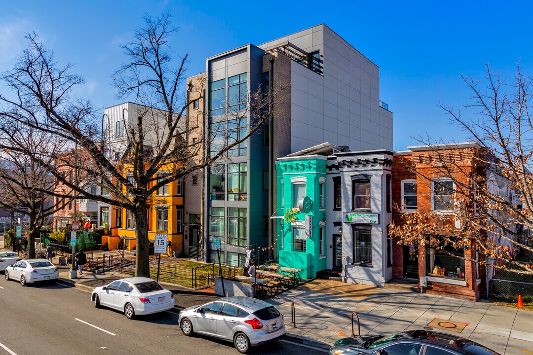 Five Points Flats in Washington, DC - Building Photo