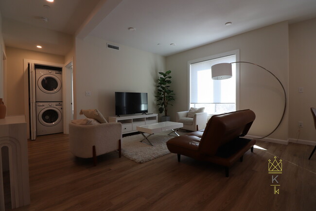 458 Washington St, Unit #107 in Boston, MA - Building Photo - Building Photo
