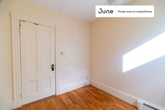 Private bedroom in 4 bed/1 bath Home in Boston, MA - Building Photo - Building Photo