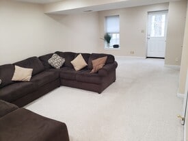 3225 Magnolia Ridge Rd in Annapolis, MD - Building Photo