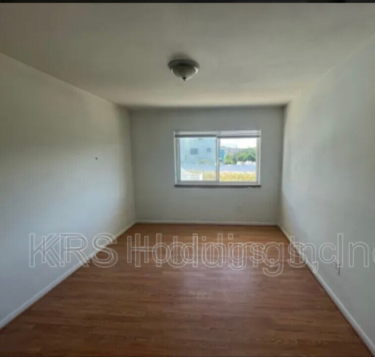 776 W Ocean View Ave in Norfolk, VA - Building Photo