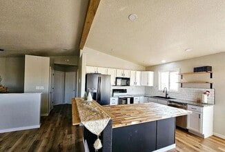232 Ruhe Ln in Box Elder, SD - Building Photo - Building Photo