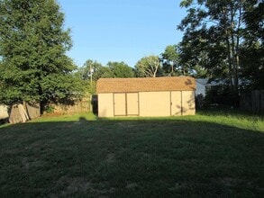 6304 Quinn Ave in Hamilton, NJ - Foto de edificio - Building Photo