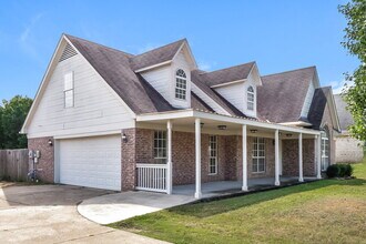 2865 Pinnacle Dr in Southaven, MS - Building Photo - Building Photo