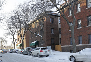 2876 Humboldt Ave S in Minneapolis, MN - Foto de edificio - Building Photo