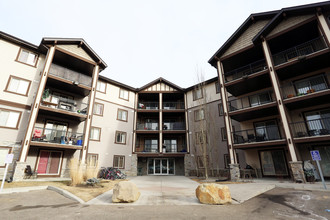 Panorama Pointe in Calgary, AB - Building Photo - Building Photo