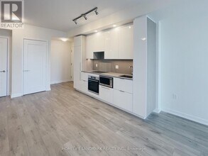 28 Freeland St in Toronto, ON - Building Photo - Building Photo