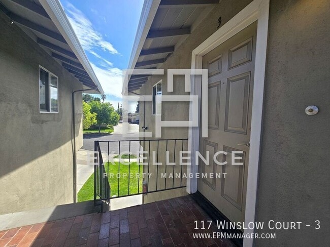 property at 117 Winslow Ct