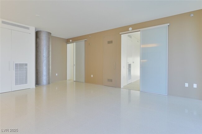 3726 S Las Vegas Blvd in Las Vegas, NV - Building Photo - Building Photo