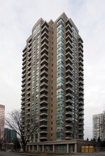 Park Lane Phase 2 in Toronto, ON - Building Photo - Building Photo