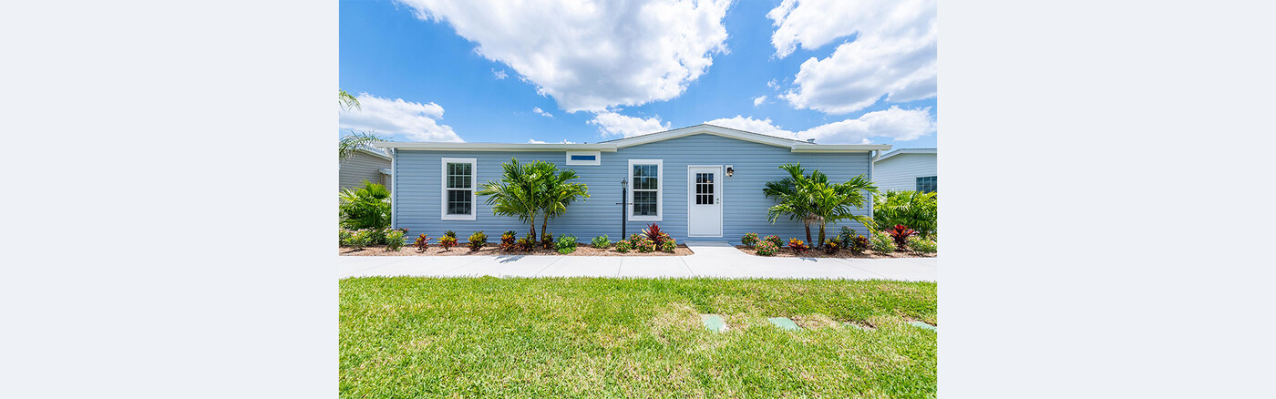 55+ Citrus Center Colony in Lakeland, FL - Foto de edificio