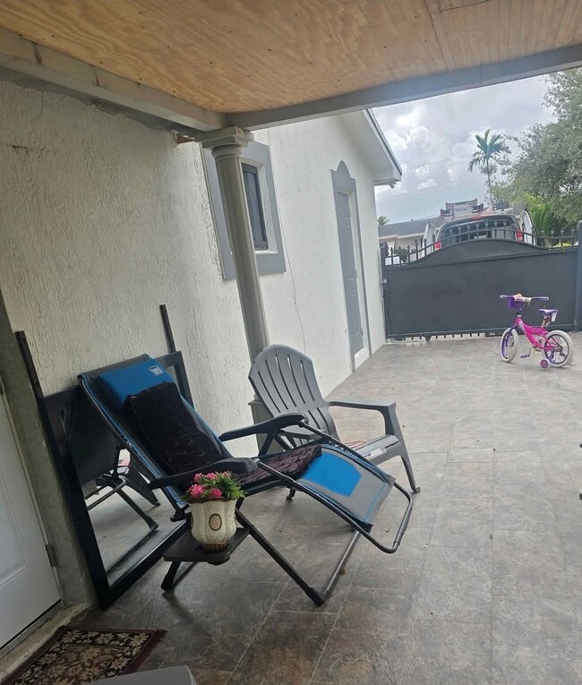 785 NW 177th Terrace in Miami Gardens, FL - Building Photo - Building Photo