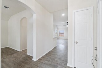 2818 Lockeridge Pines Dr in Spring, TX - Building Photo - Building Photo