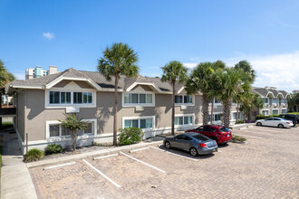 222 14th Ave N in Jacksonville Beach, FL - Building Photo - Building Photo