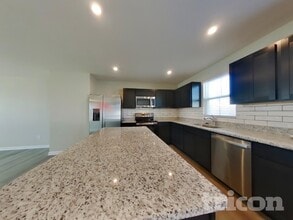 2108 Somersby Trl in Spring Hill, TN - Foto de edificio - Building Photo