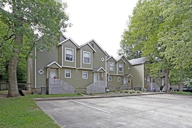 2305-2315 E Kantz Cv in Fayetteville, AR - Building Photo - Building Photo