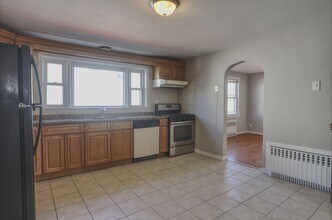 125 Laidlaw Ave in Jersey City, NJ - Building Photo - Building Photo