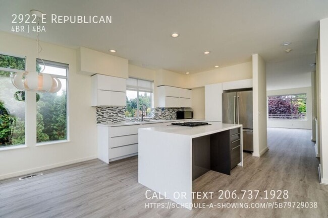property at 2922 E Republican St