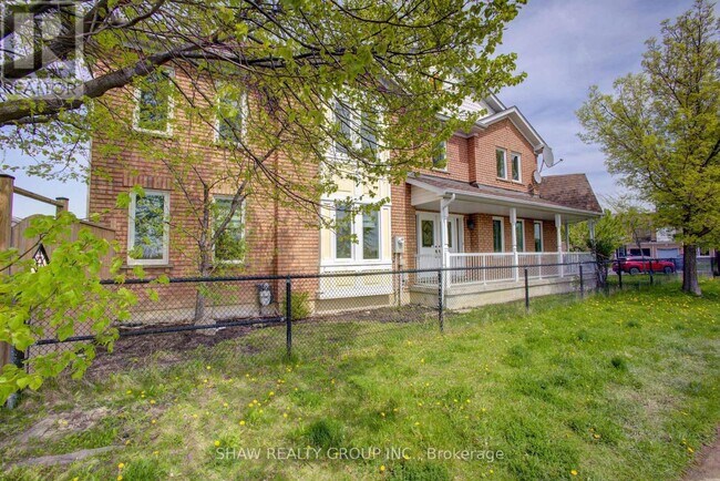 99 Monaco Ct in Brampton, ON - Building Photo - Building Photo