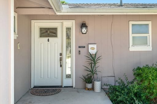 23906 Hamlin St in Los Angeles, CA - Building Photo - Building Photo