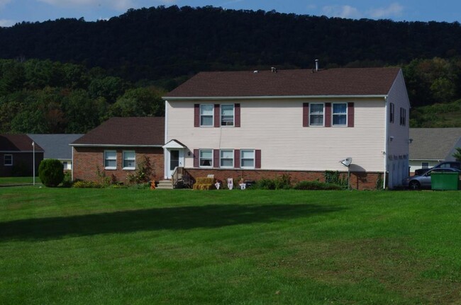 property at 640 Briar Manor