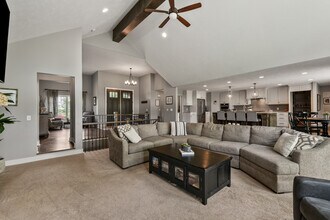 4606 S 184th Plz in Omaha, NE - Foto de edificio - Building Photo