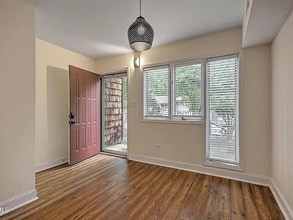 115 Beechnut St, Unit G9 in Johnson City, TN - Building Photo - Building Photo