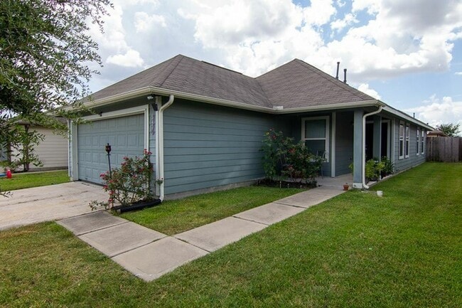 property at 5431 Plantation Forest Dr