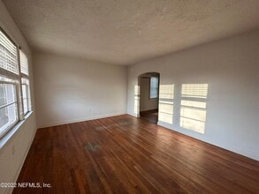 1641 Larue Ave in Jacksonville, FL - Building Photo - Building Photo