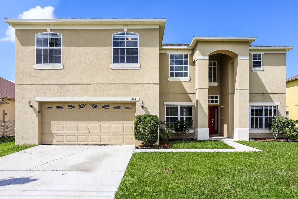 355 Aylesbury Ct in Kissimmee, FL - Building Photo