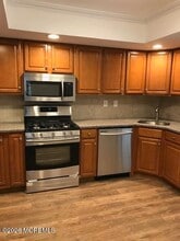 159 Devon Ct in Old Bridge, NJ - Foto de edificio - Building Photo