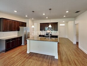 3054 Creek Village Ln in Green Cove Springs, FL - Building Photo - Building Photo