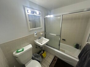 214 Kent St, Unit 44 in Brookline, MA - Building Photo - Building Photo