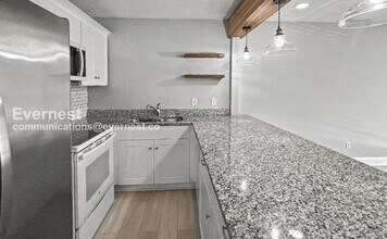 2812 Georgetown Dr, Unit APT 1518 in Hoover, AL - Building Photo - Building Photo