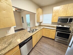 309 Hettie St in Denton, TX - Building Photo - Building Photo