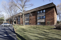 Maple Park in Naperville, IL - Foto de edificio - Building Photo