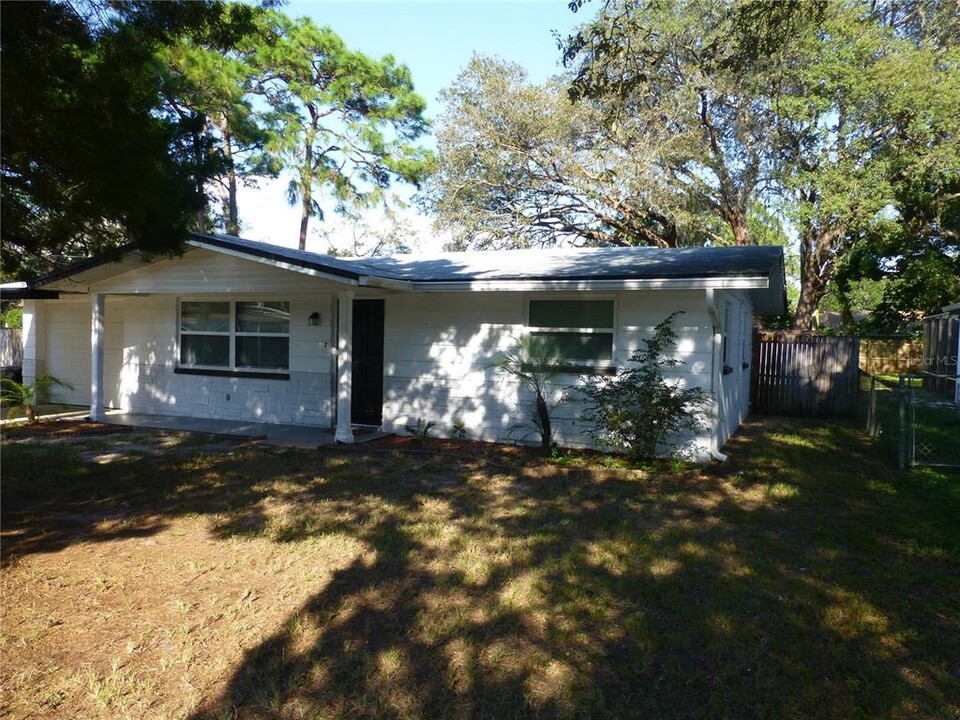 6616 Hone St in New Port Richey, FL - Building Photo