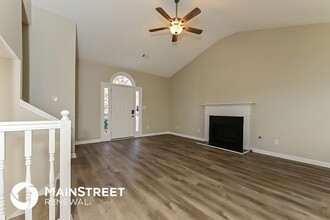 3447 Oak Leaf Ct in Rex, GA - Building Photo - Building Photo