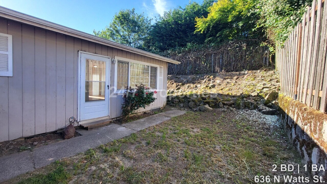634 N Watts St in Portland, OR - Building Photo