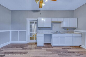 714 Smith St in Dunmore, PA - Building Photo - Building Photo