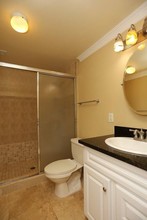2881 NE 32nd St in Fort Lauderdale, FL - Building Photo - Building Photo