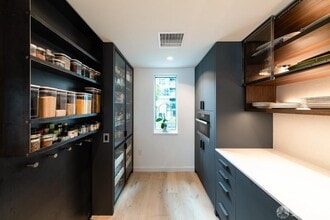 489 Harrison St in San Francisco, CA - Building Photo - Building Photo