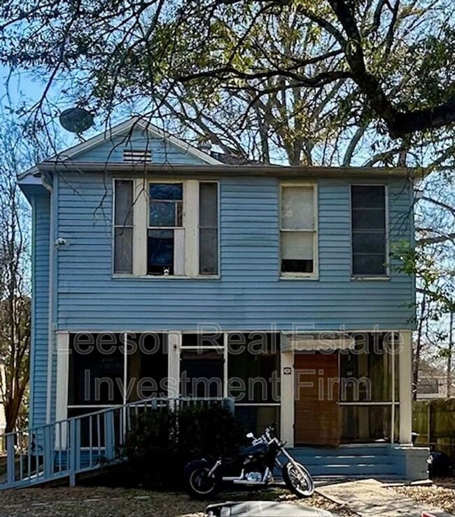 property at 533 Merrick St