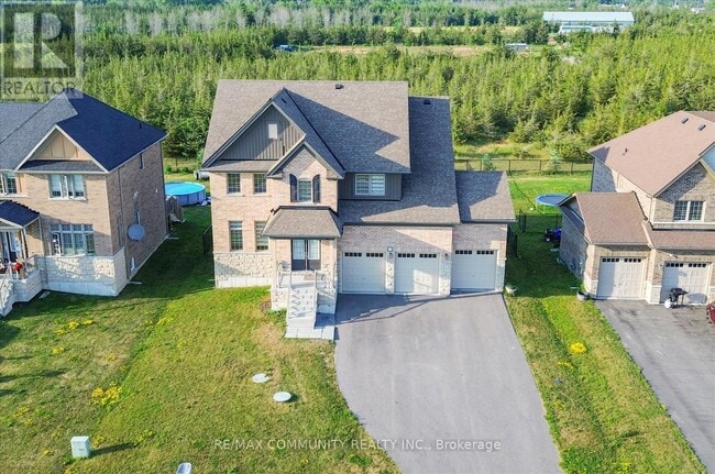 property at 39 Summer Breeze Dr