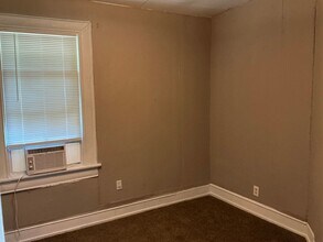 206 Samuel St in Waycross, GA - Building Photo - Building Photo