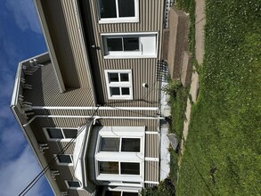 415 Iowa Ave in Muscatine, IA - Building Photo - Building Photo